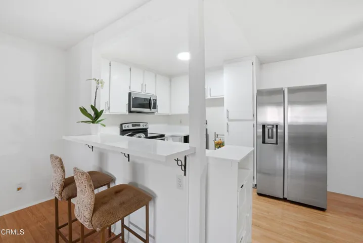 Saratoga-kitchen-1