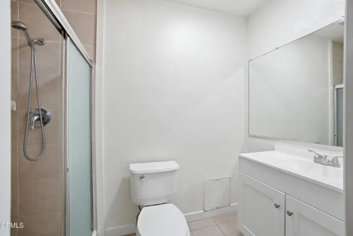Saratoga-primary-bathroom