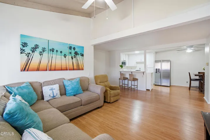 Saratoga-living-room-3