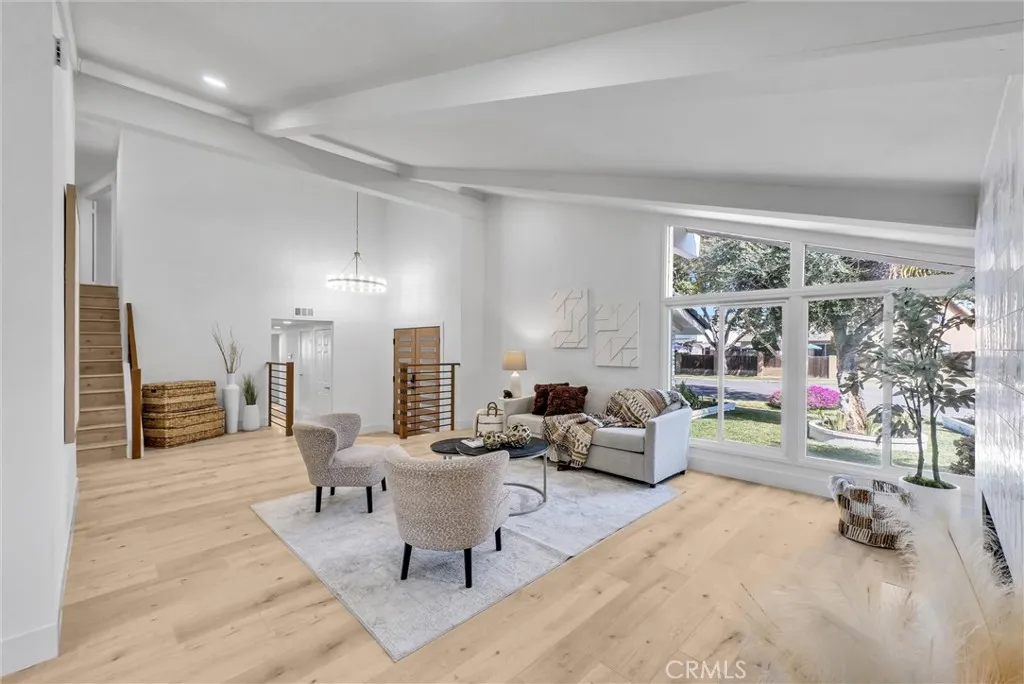 3126 S Rita Way, Santa Ana, California 92704 home-pic-15