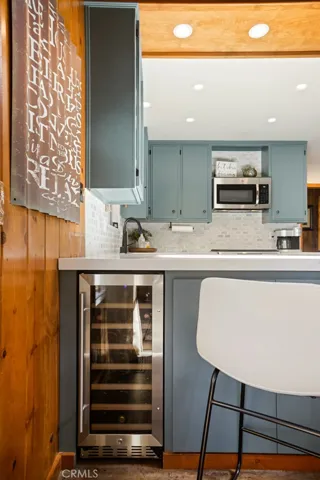 256 N Fairway, Lake Arrowhead, California 92352
