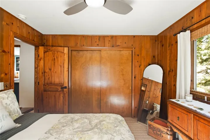 256 N Fairway, Lake Arrowhead, California 92352