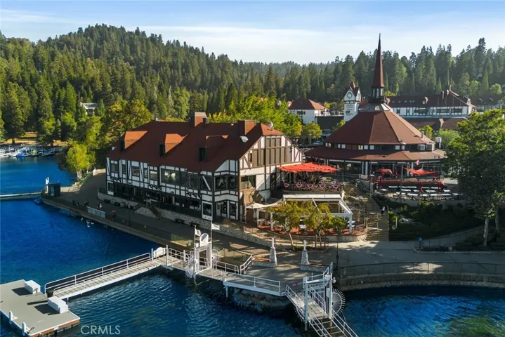 256 N Fairway, Lake Arrowhead, California 92352