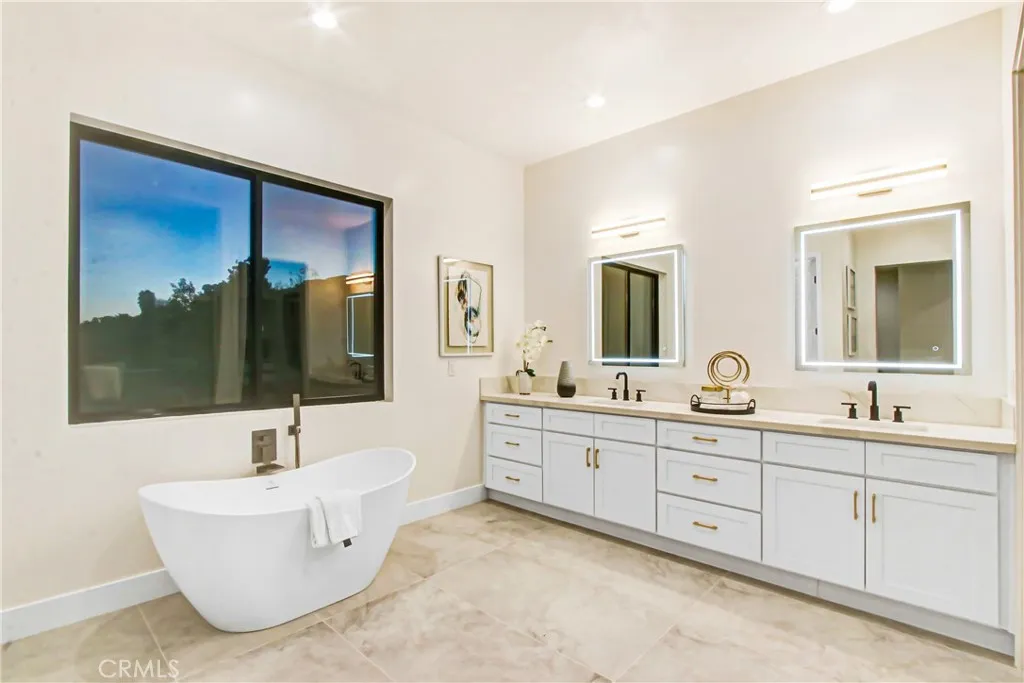 2027 Via Monserate, Fallbrook, California 92028 home-pic-25