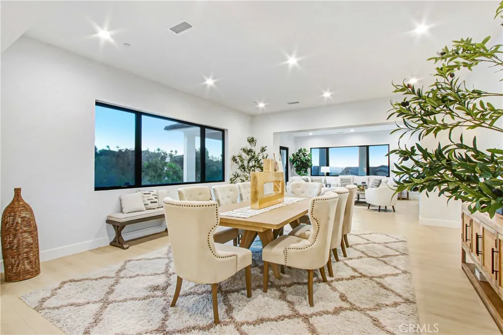 2027 Via Monserate, Fallbrook, California 92028 home-pic-15
