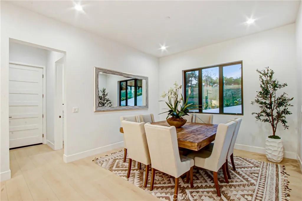 2027 Via Monserate, Fallbrook, California 92028 home-pic-22