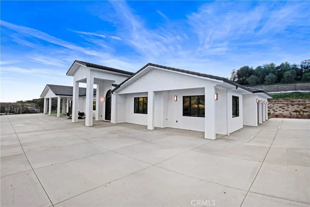 2027 Via Monserate, Fallbrook, California 92028 home-pic-38