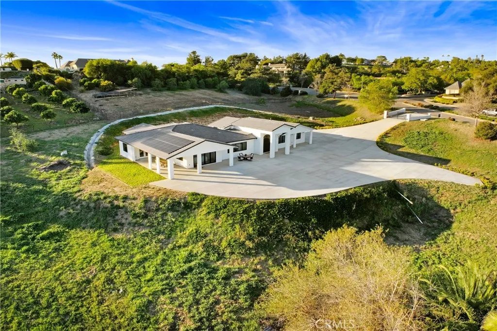 2027 Via Monserate, Fallbrook, California 92028 home-pic-43