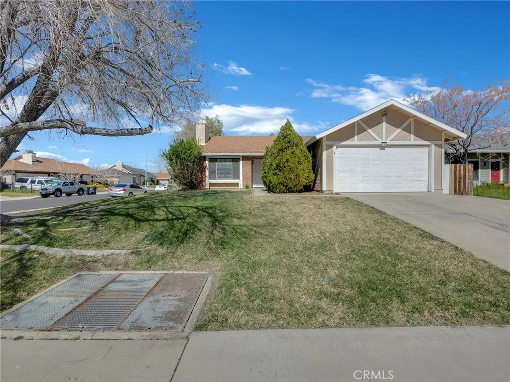 1703 E Avenue R3, Palmdale, California 93550 home-pic-31