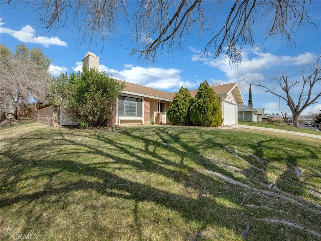 1703 E Avenue R3, Palmdale, California 93550 home-pic-29