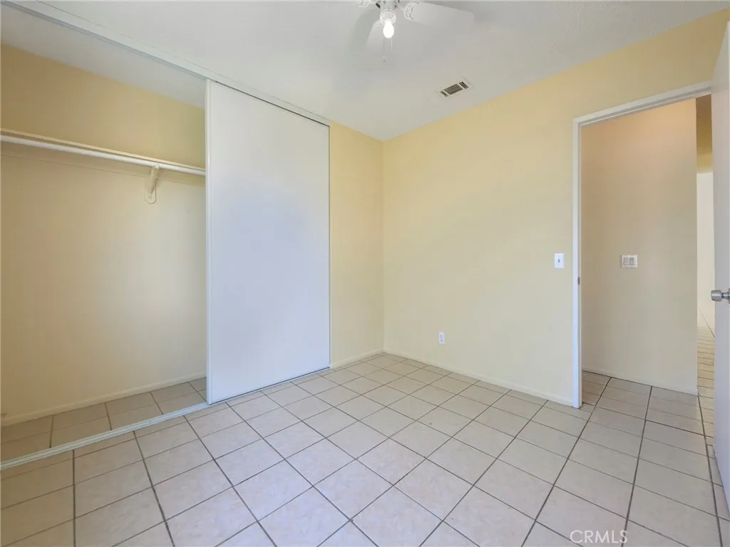 1703 E Avenue R3, Palmdale, California 93550 home-pic-22