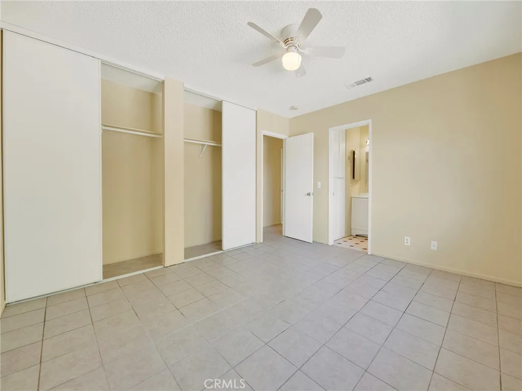 1703 E Avenue R3, Palmdale, California 93550 home-pic-19