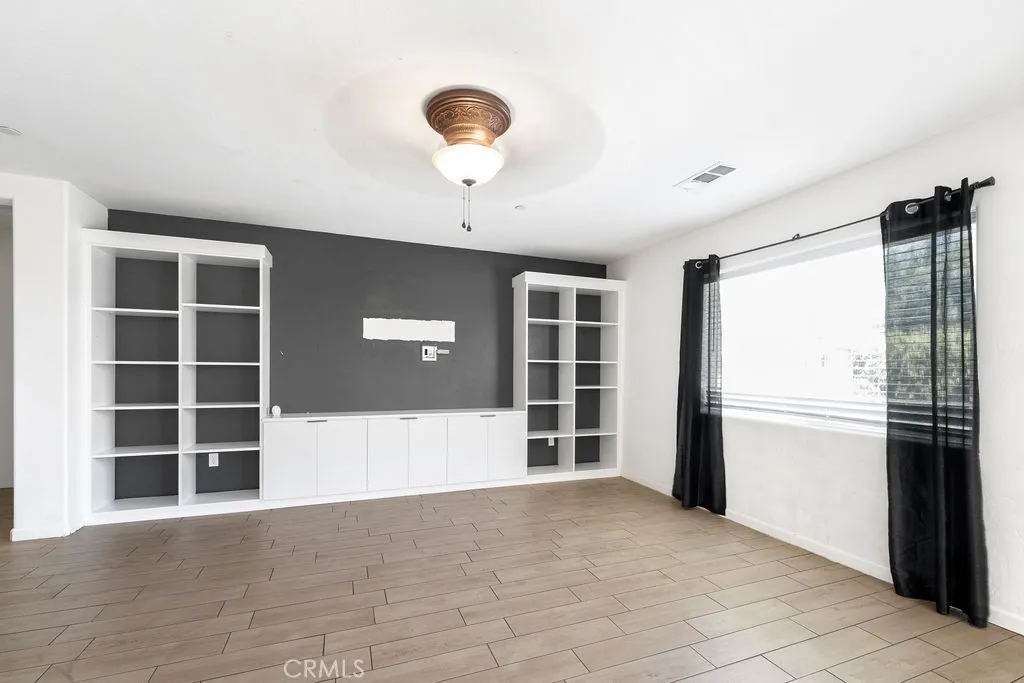 2439 Madeline Drive, Hanford, California 93230 — photo 4