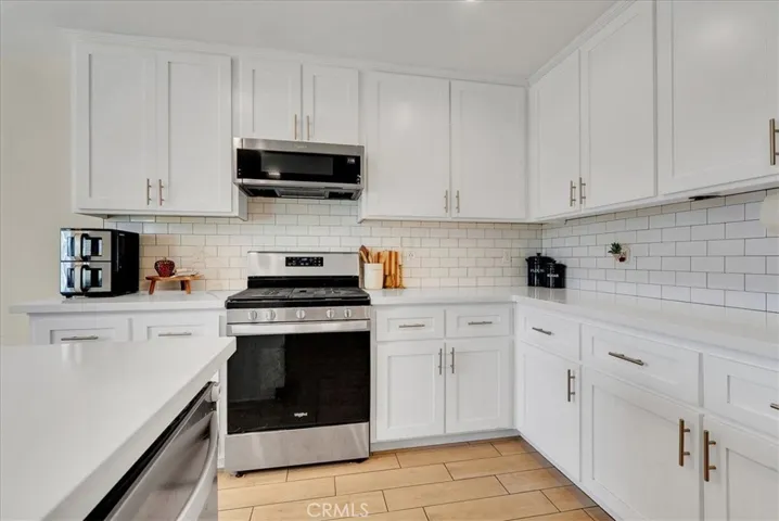 2439 Madeline Drive, Hanford, California 93230