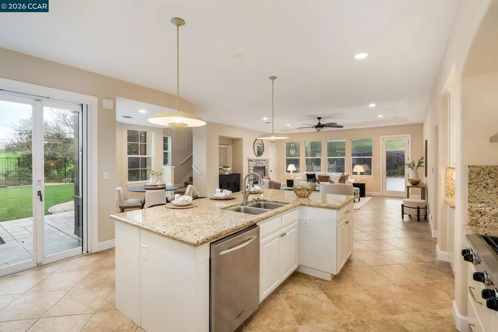 5058 5058 Holborn Way, San Ramon, California 94582 home-pic-10