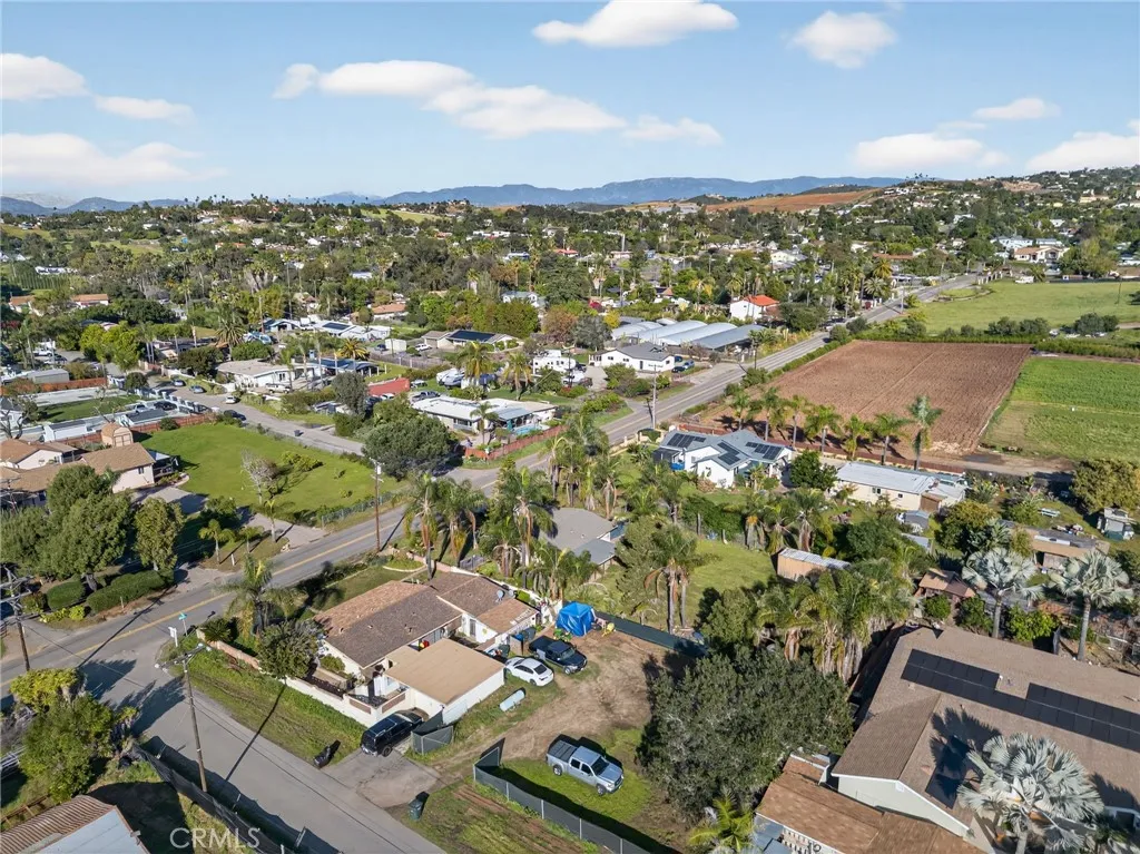 535 -545 Barsby, Vista, California 92084 home-pic-7