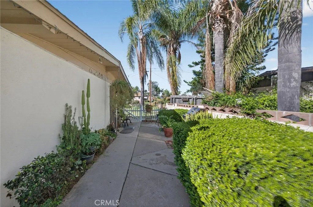 535 -545 Barsby, Vista, California 92084 home-pic-37