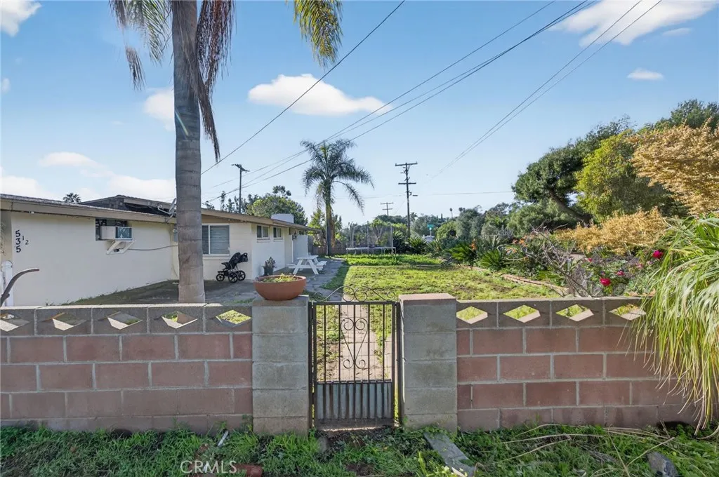 535 -545 Barsby, Vista, California 92084 home-pic-26