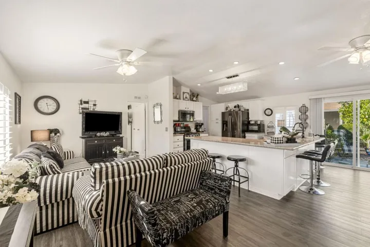 35-web-or-mls-8M4A7058