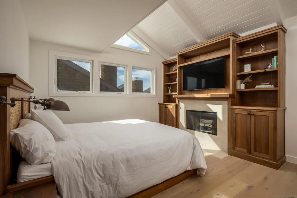 , Solana Beach, California 92075 home-pic-11