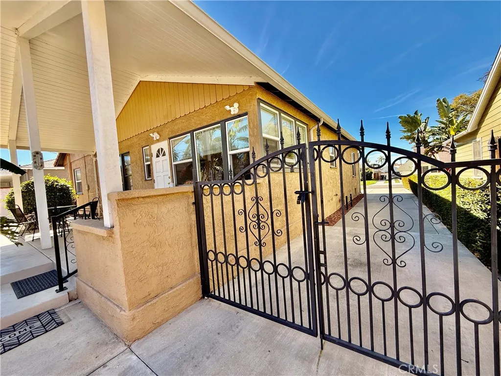 6034 Elenor, Riverside, California 92506 home-pic-34