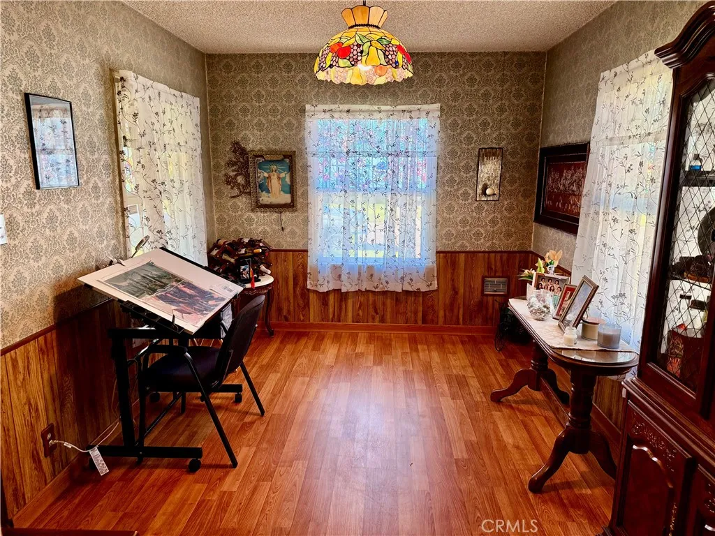 6034 Elenor, Riverside, California 92506 home-pic-19