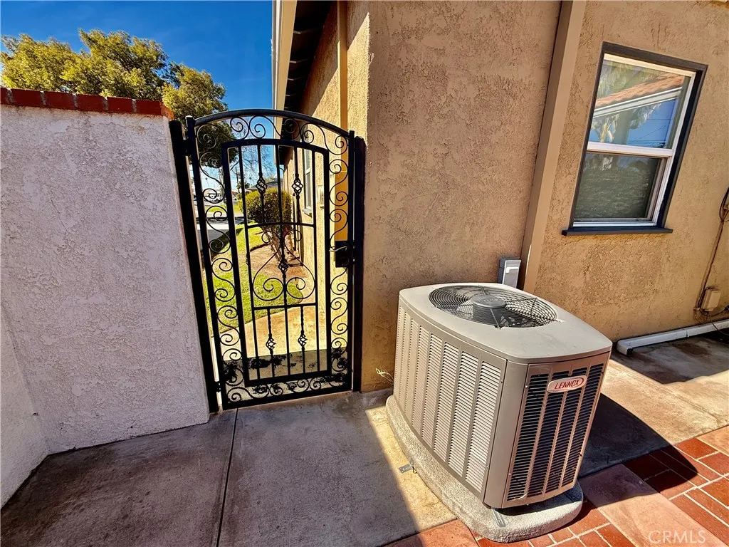6034 Elenor, Riverside, California 92506 home-pic-33