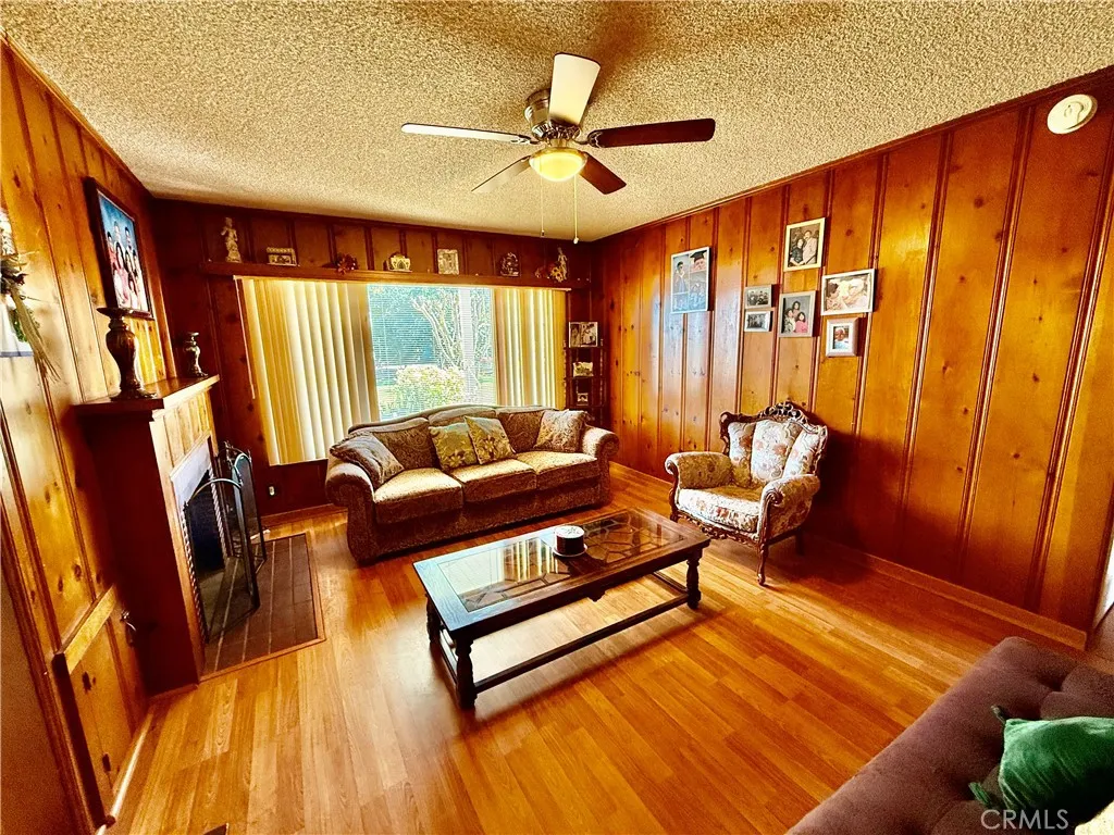 6034 Elenor, Riverside, California 92506 home-pic-15