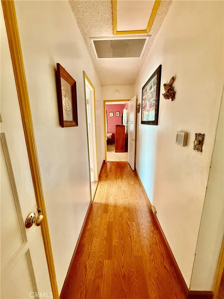 6034 Elenor, Riverside, California 92506 home-pic-20