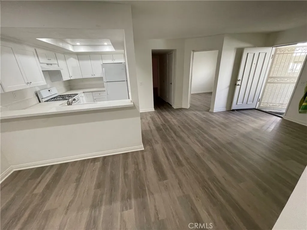 639 Park Shadow Court 56, Baldwin Park, California 91706 home-pic-13