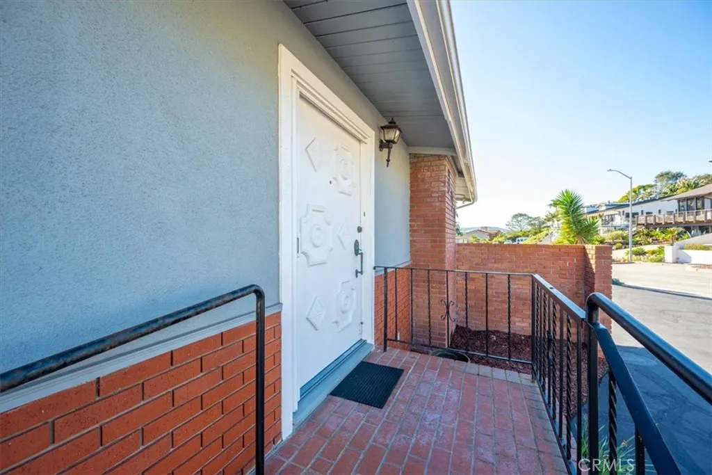 399 El Portal Drive, Pismo Beach, California 93449 home-pic-15