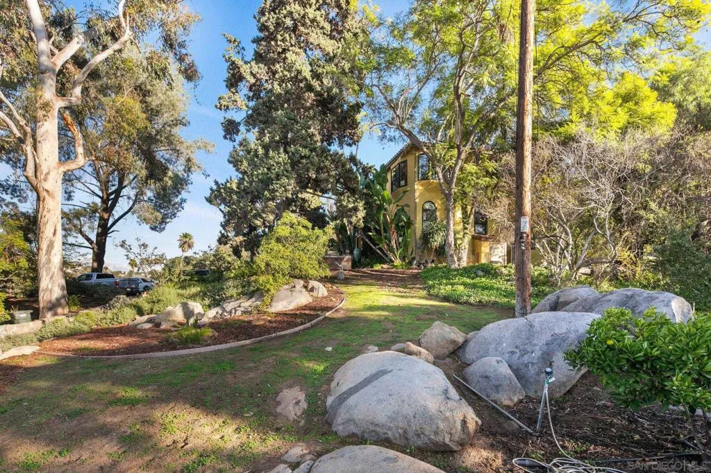 1115 S Mollison Ave, El Cajon, California 92020 home-pic-44