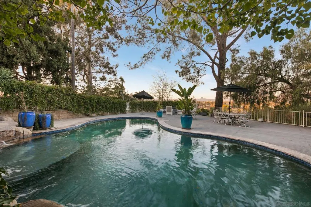 1115 S Mollison Ave, El Cajon, California 92020 home-pic-70