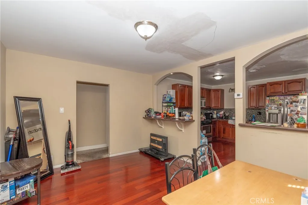 3960 Brighton, Los Angeles, California 90062 home-pic-4