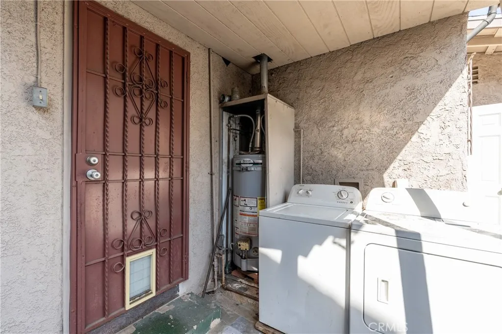 3960 Brighton, Los Angeles, California 90062 home-pic-14