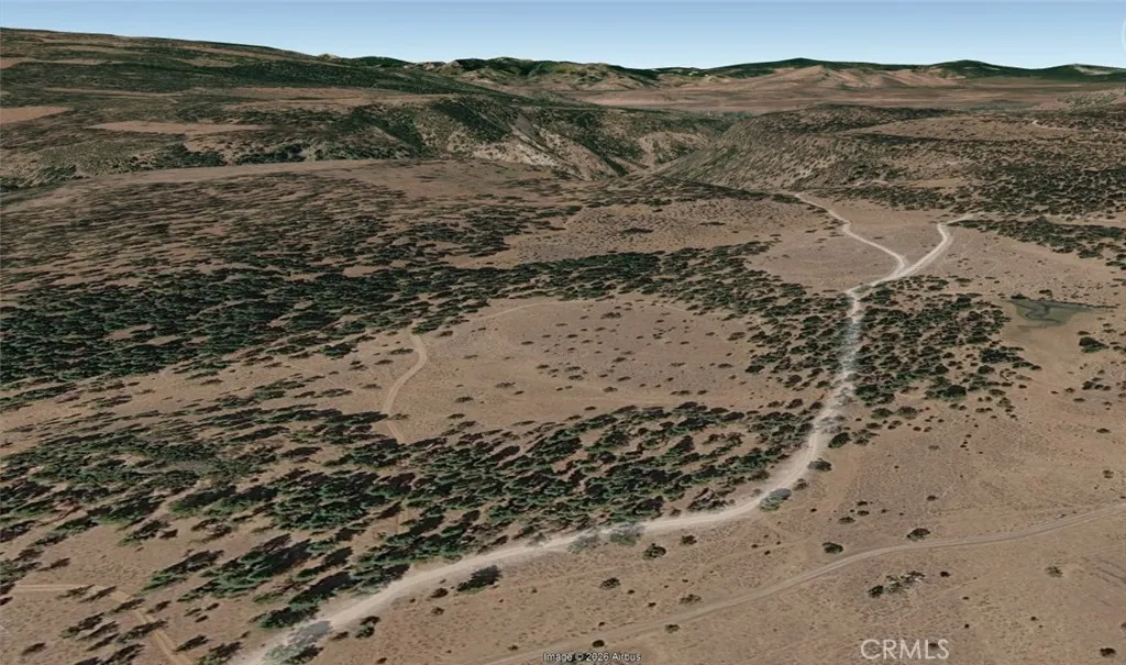 Overview of land area, 3 pictures