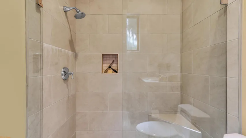 Offics Shower