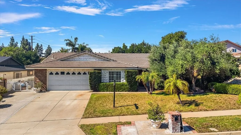 1611 N Kelly, Upland, California 91784 home-pic-1