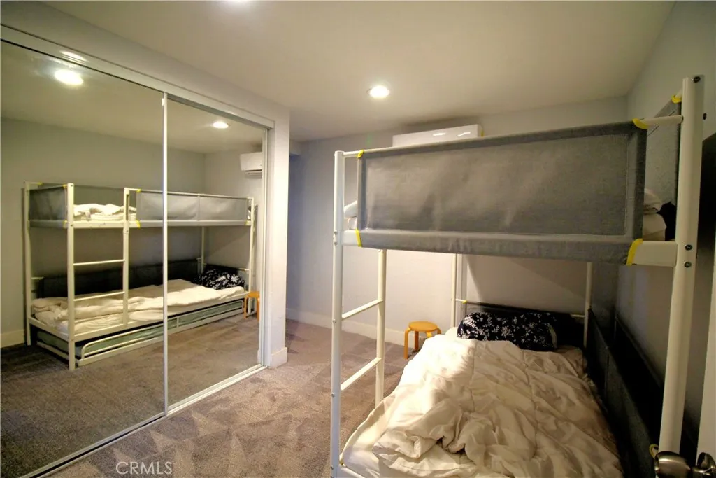 30904 Live Oak Drive, Running Springs, California 92382 home-pic-12