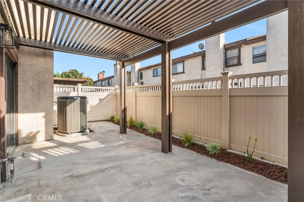 9904 Aspen Circle, Santa Fe Springs, California 90670 home-pic-32