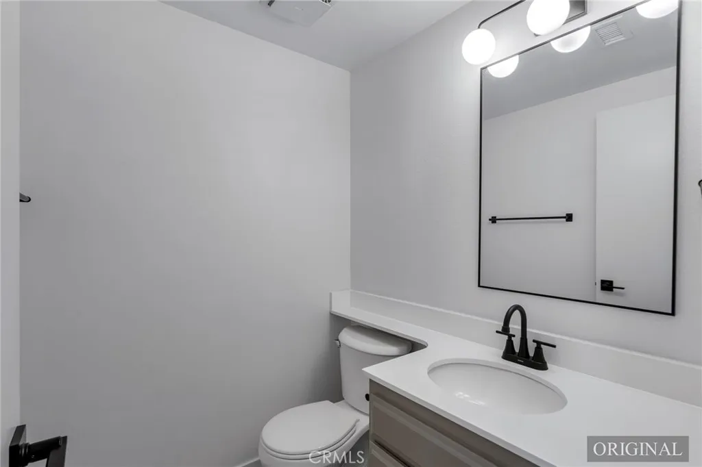 9904 Aspen Circle, Santa Fe Springs, California 90670 home-pic-17