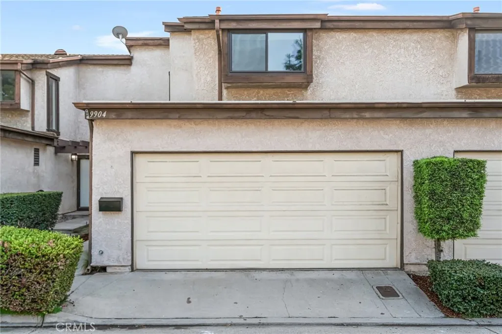 9904 Aspen Circle, Santa Fe Springs, California 90670 home-pic-2