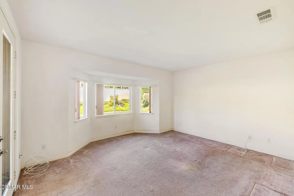5817 Evening Sky Drive, Simi Valley, California 93063 home-pic-26