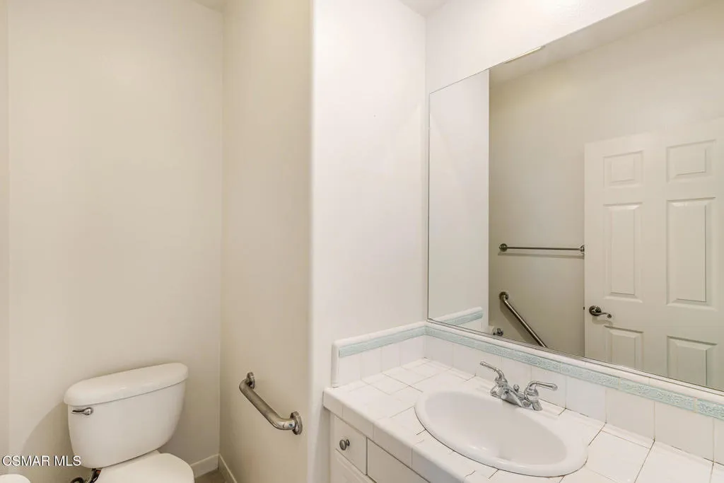 5817 Evening Sky Drive, Simi Valley, California 93063 home-pic-18