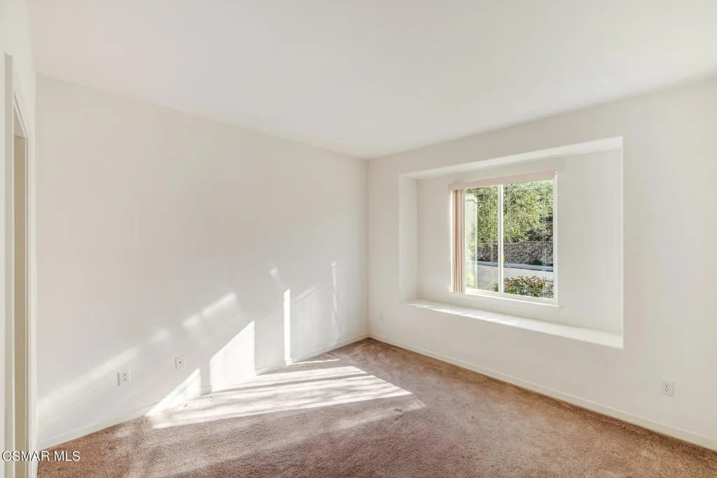 5817 Evening Sky Drive, Simi Valley, California 93063 home-pic-24