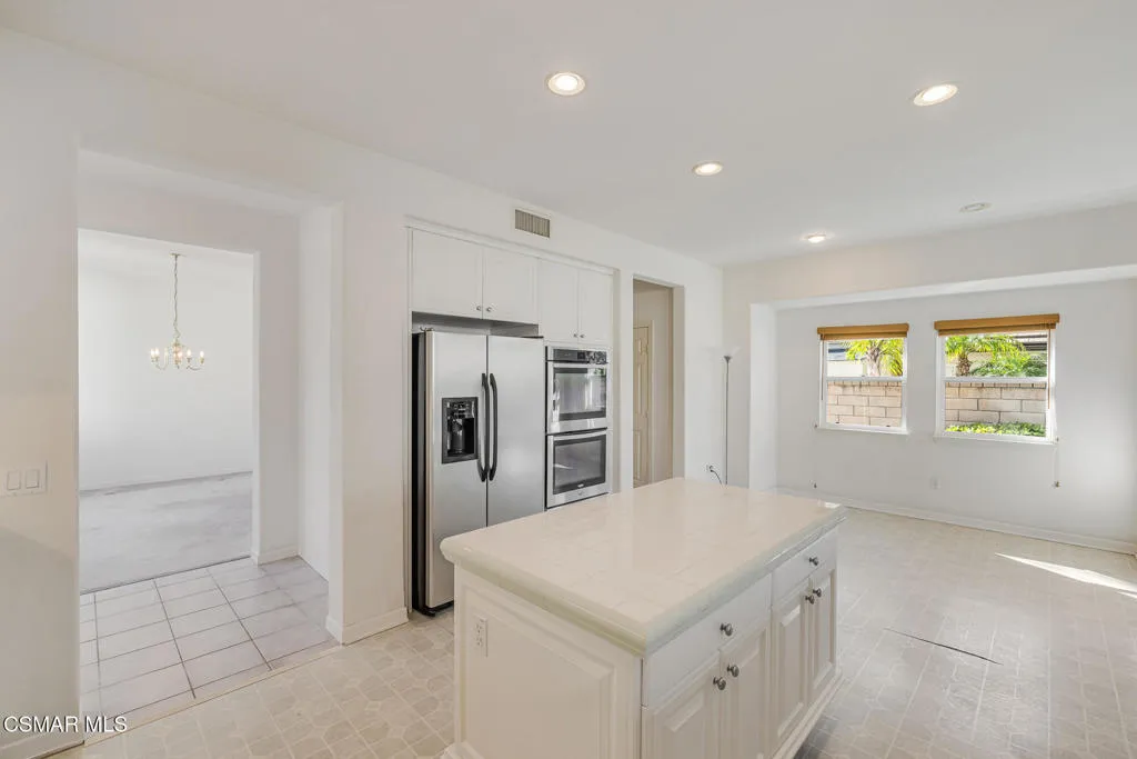 5817 Evening Sky Drive, Simi Valley, California 93063 home-pic-10