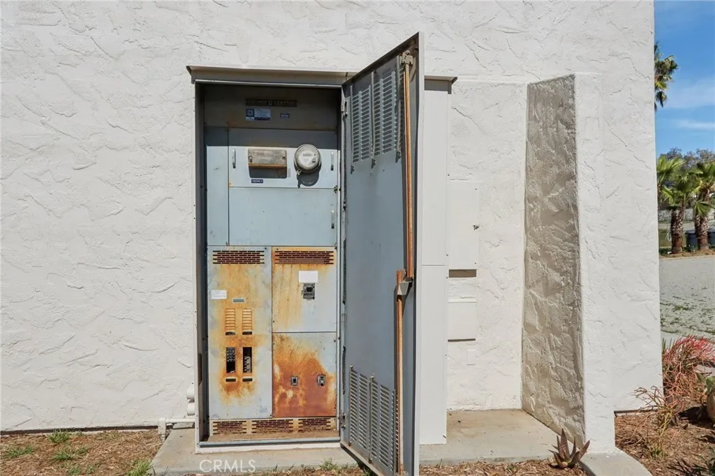 30325 San Jacinto, Hemet, California 92543 home-pic-30