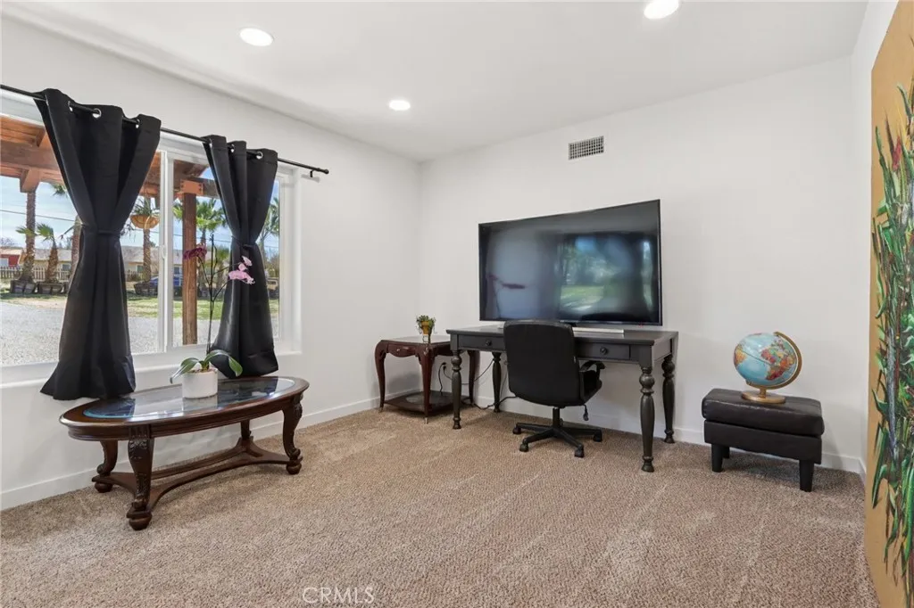 30325 San Jacinto, Hemet, California 92543 home-pic-12