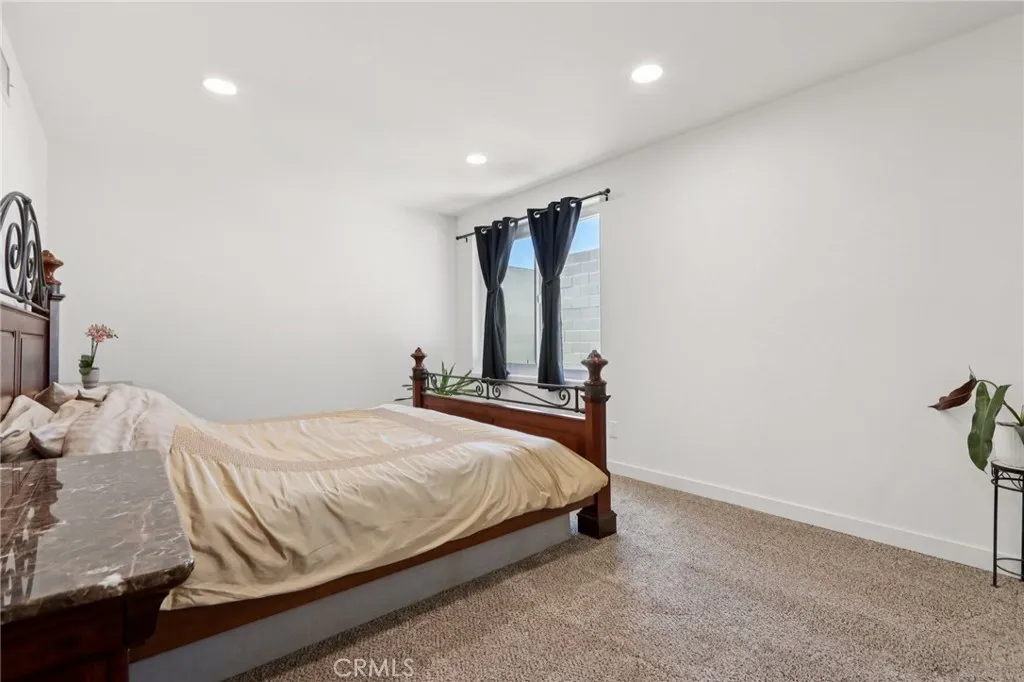 30325 San Jacinto, Hemet, California 92543 home-pic-14