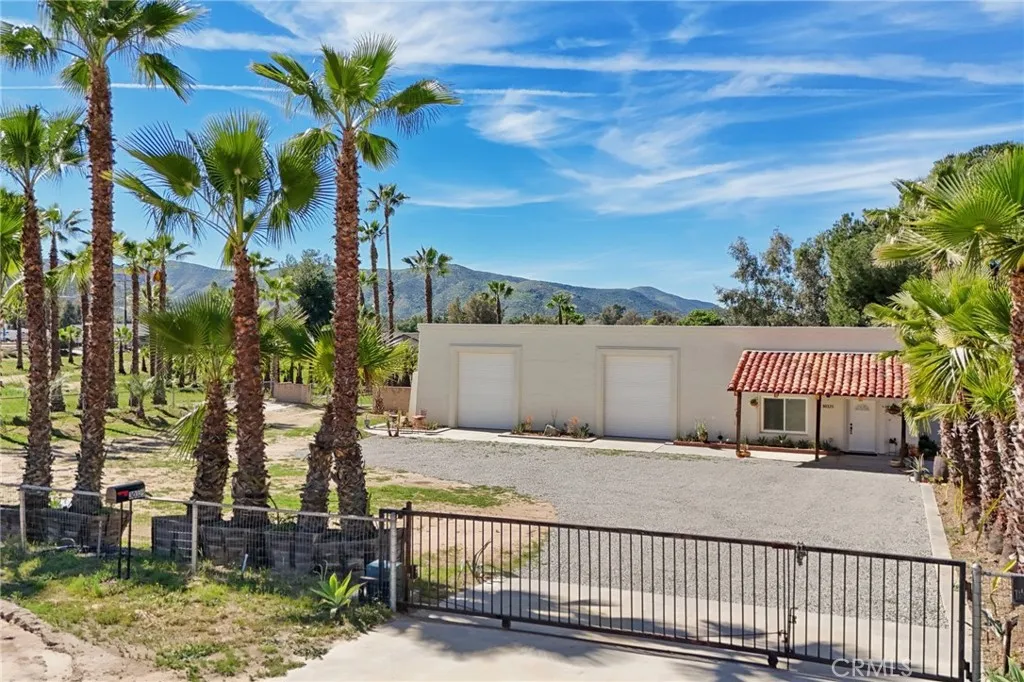 30325 San Jacinto, Hemet, California 92543 home-pic-36